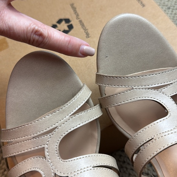 Easy Street Women's, Elated Sandal, Nude Pearlized, Size 11M - Picture 10 of 16